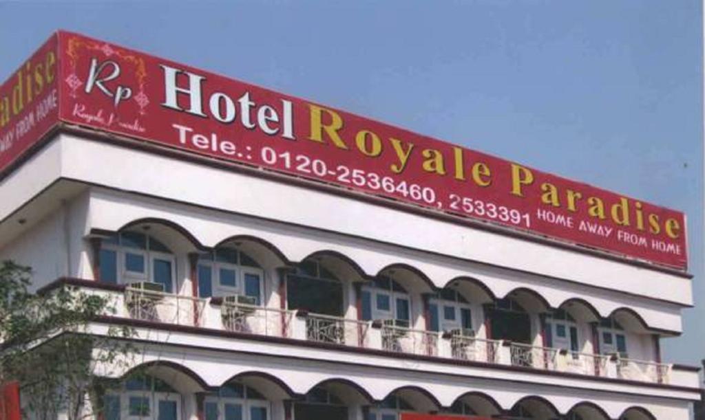 Hotel Royale Paradise Noida Exteriör bild